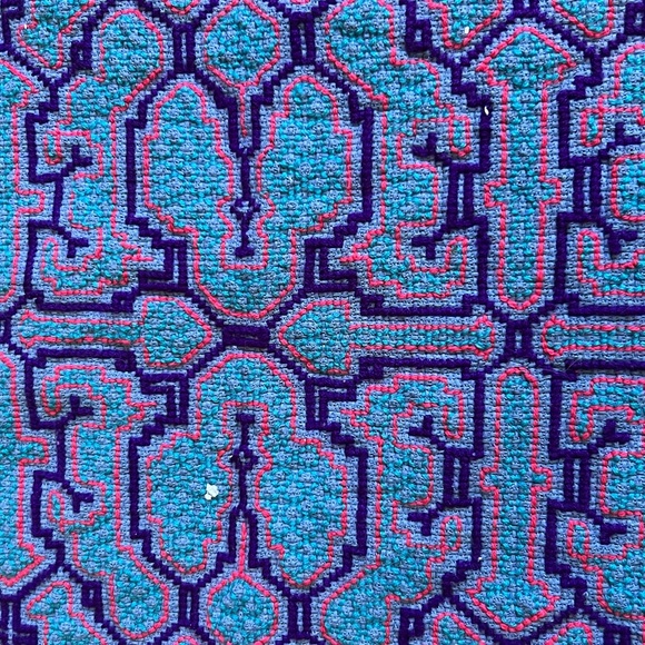 Colorful ayahuasca Geometric Patterned 12x17” placemat - Picture 3 of 3